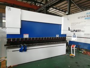 Vantaxe da máquina de freo de prensa hidráulica CNC