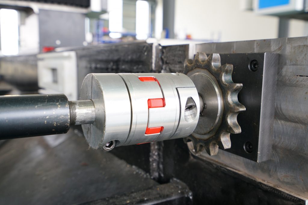 Máquina de corte con láser de fibra cnc de metal para chapa de chapa de cobre aluminio aceiro ferro